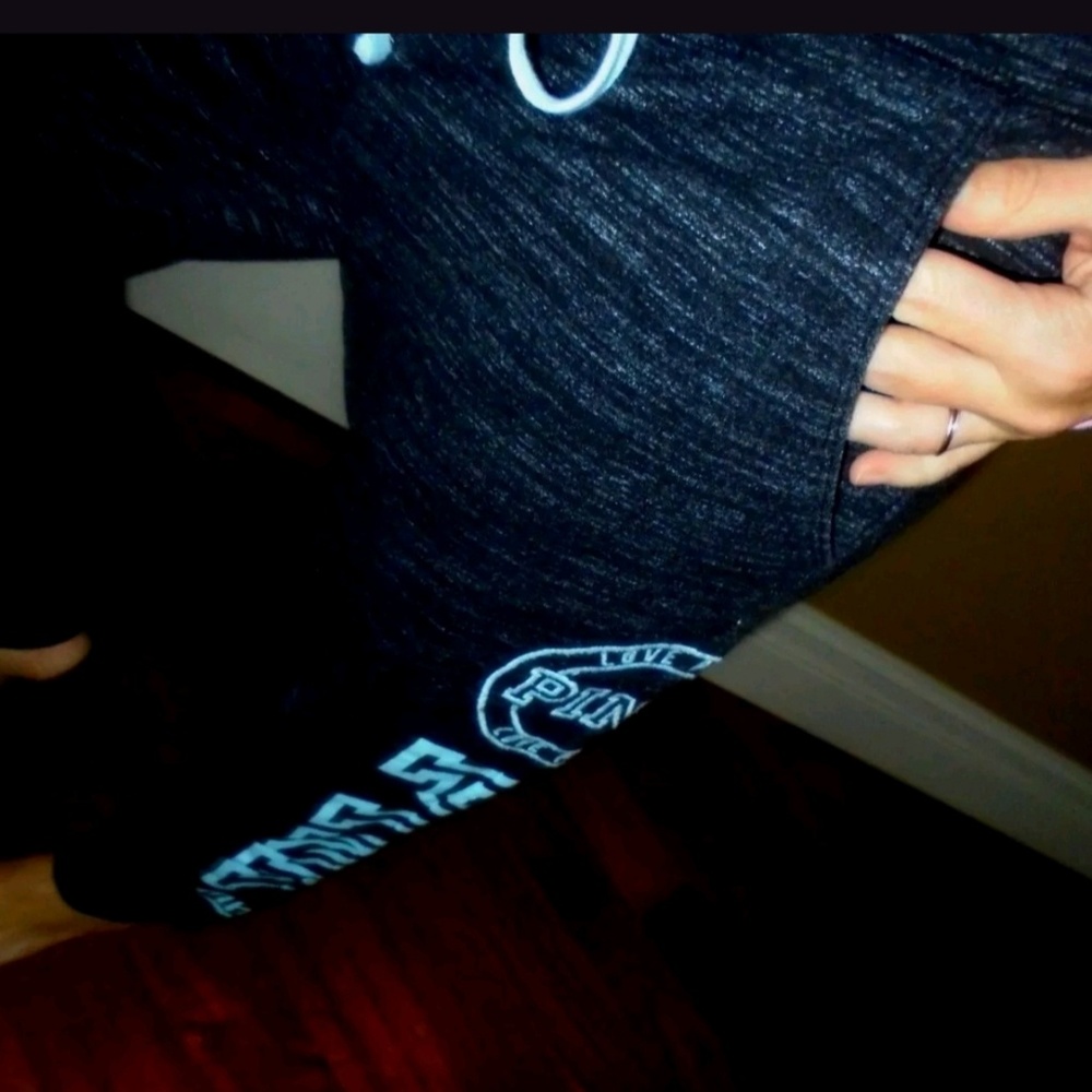 💕Pink Victoria Secret ,Sweatsuit, 🔥RARE🔥 - Picture 6 of 8